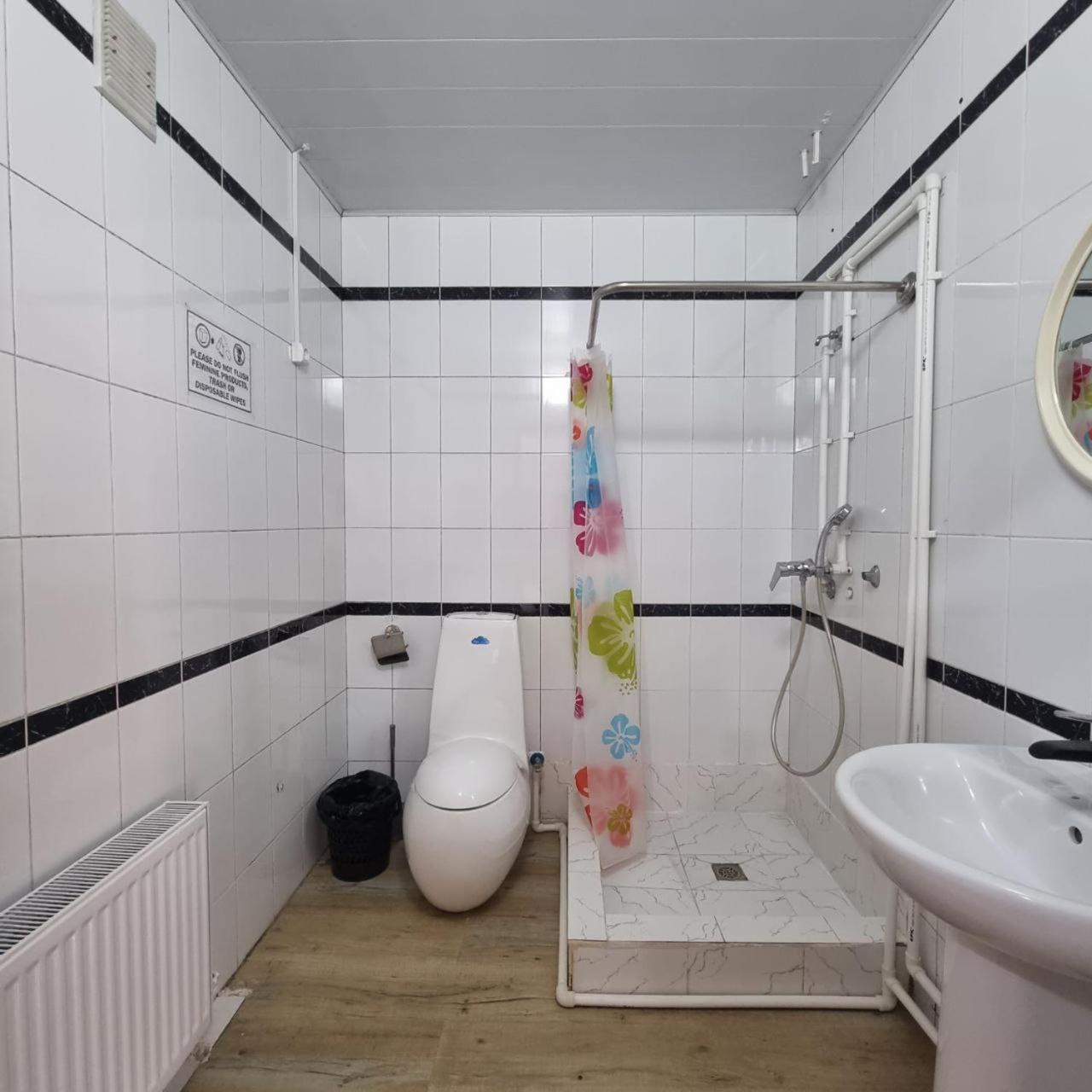Sim Sim Hostel & Guest House Near The Church سمرقند المظهر الخارجي الصورة