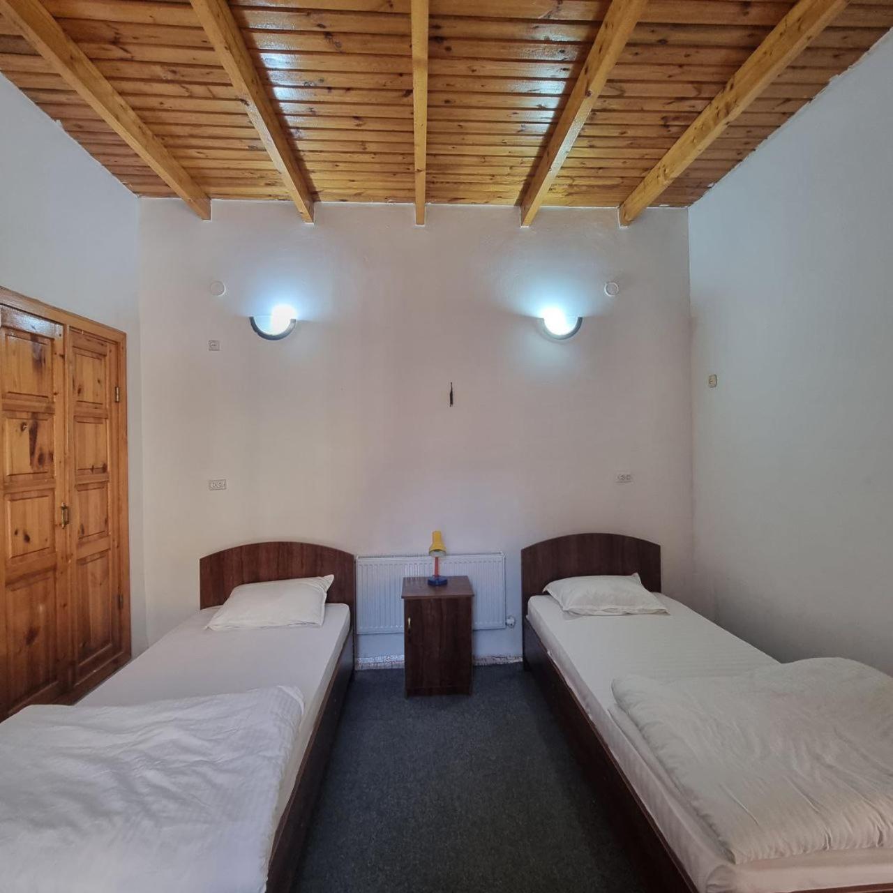 Sim Sim Hostel & Guest House Near The Church سمرقند المظهر الخارجي الصورة